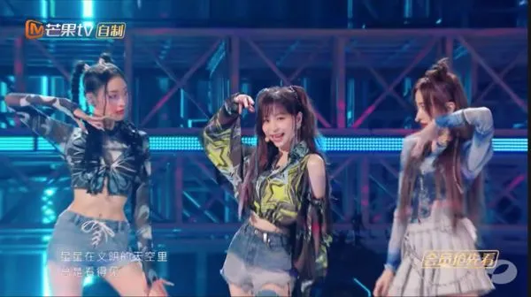 ▲▼王心凌《乘風破浪》三公演出。（圖／翻攝湖南衛視芒果TV官方頻道）