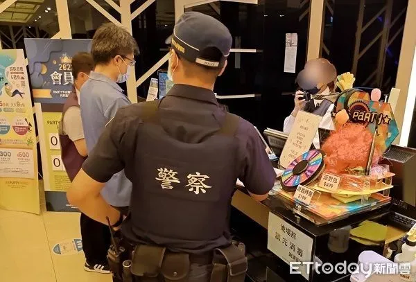 ▲蘆竹分局在「青春專案」開跑首日強力執行擴大臨檢勤務。（圖／蘆竹警分局提供）