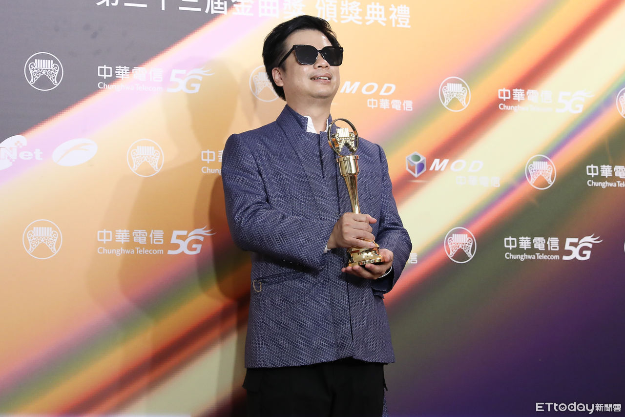 金曲獎台語歌王表態挺罷免！　喊話「我罷免我驕傲」