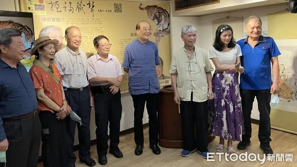 ▲陳朝寶歐陽鯤兩極合體畫展。（圖／記者蘇位榮攝）