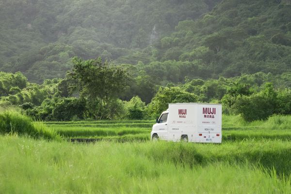 ▲無印良品首間移動門市,移動服務車。（圖／品牌提供）