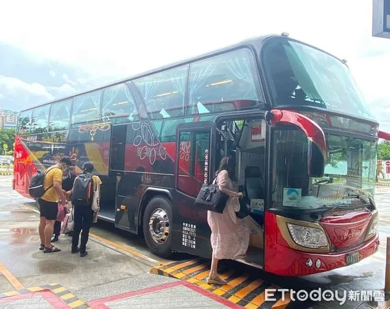 ▲繼國光、統聯二大客運龍頭，祭出各項乘車優惠，和欣客運公司也重炮出擊，6日起推出一系列好禮大相送活動，將獎勵金回饋給乘客。（圖／記者林悅翻攝，下同）