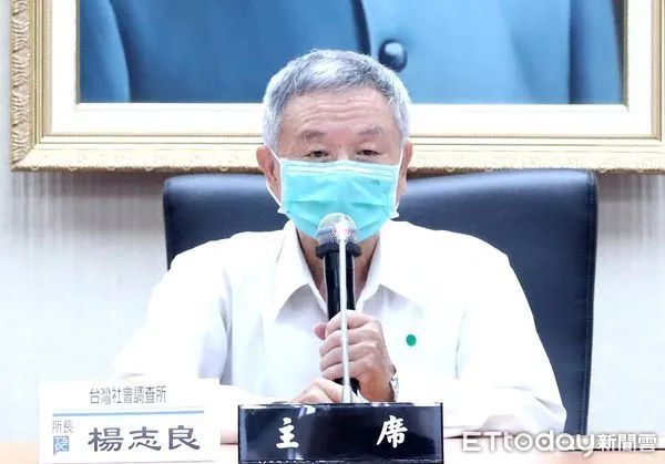 ▲▼國民黨立委費鴻泰、鄭麗文與前衛生署長楊志良召開超渡新冠肺炎亡靈大法會記者會。（圖／記者屠惠剛攝）