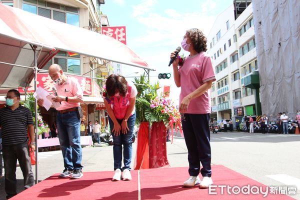 ▲國民黨屏東市長參選人周佳琪服務處6日成立             。（圖／周佳琪服務處提供，下同）