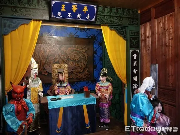 ▲▼  水上白人牙膏十層閻羅。（圖／記者翁伊森翻攝）