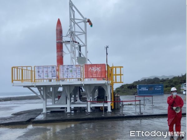 ▲台灣首次雙節科研火箭「科研火箭」             。（圖／民眾提供）
