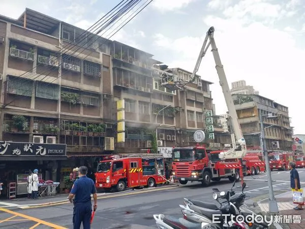 ▲▼   新莊民宅火警          。（圖／記者林彥臣攝）