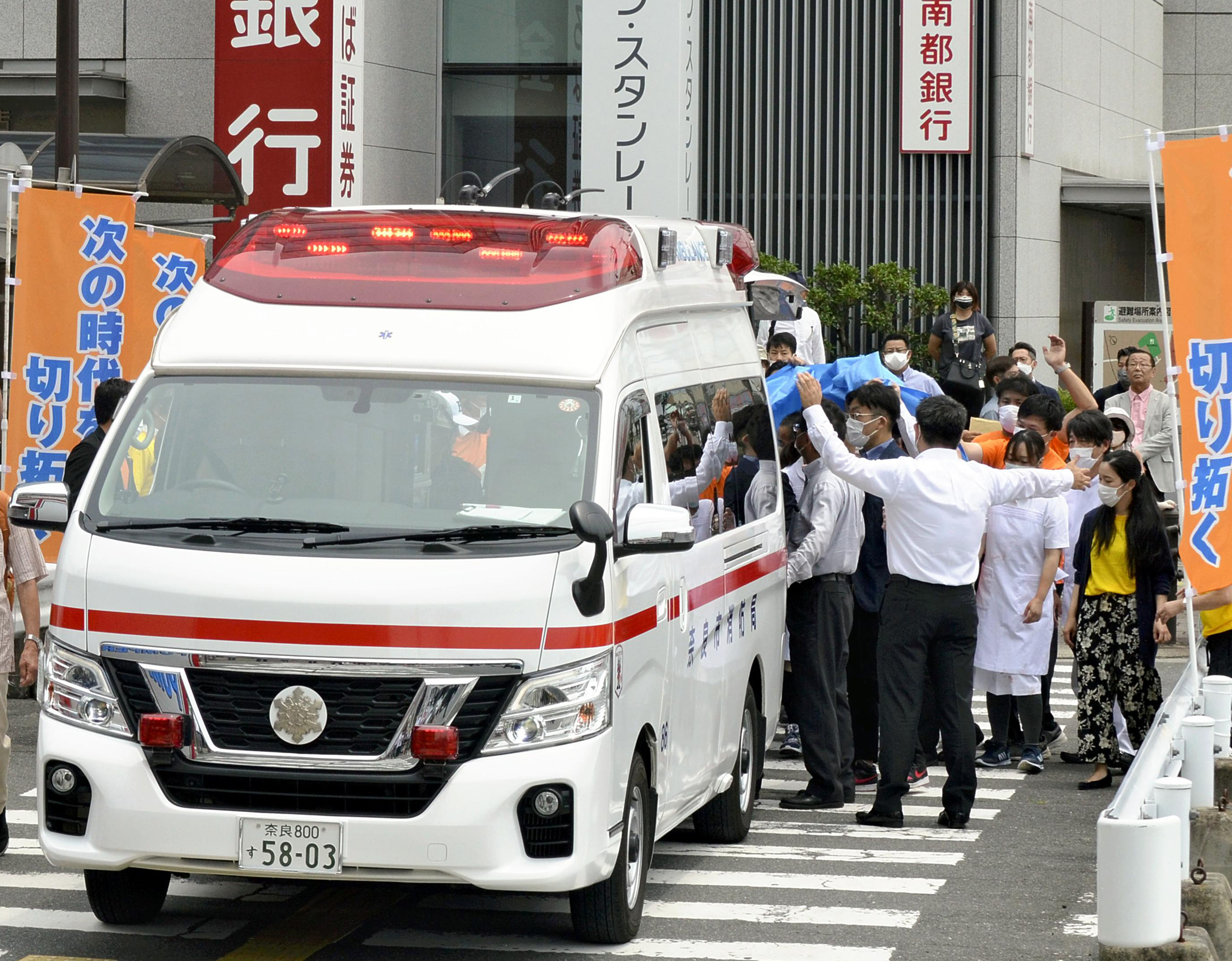 ▲▼安倍晉三遇刺時，外傳女保鏢就在身邊。（圖／達志影像／美聯社）