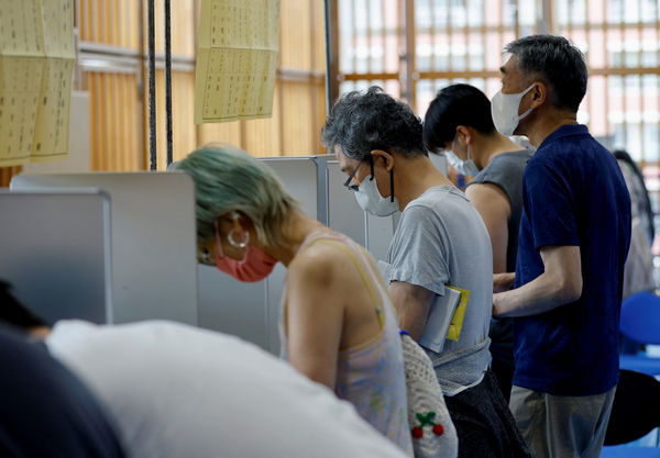 ▲▼日本第26屆參議院選舉今天舉行投開票。（圖／路透）