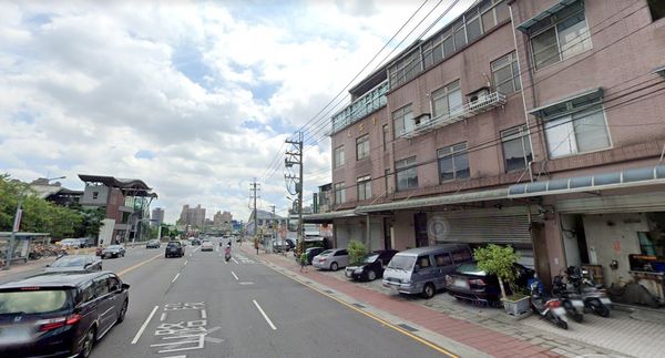 ▲▼樹林火車站周邊一處廠辦近期出現在法拍市場，一拍底價為3700萬元，不過最後以9500萬元得標。（圖／翻攝自Google Map）