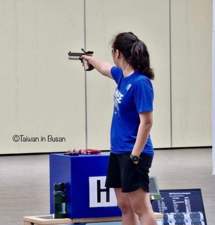 ▲▼ 2022射擊世界盃南韓光州站，女子10公尺空氣手槍銀牌余艾玟            。（圖／中華奧會）
