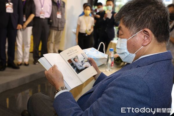 ▲▼集中檢疫所防疫紀錄「戰疫堡壘」新書發表暨感恩茶會。（圖／記者黃克翔攝）