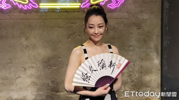 ▲▼謝欣穎 出席 梁酒純烈系一日店長。（圖／記者呂佳賢攝）