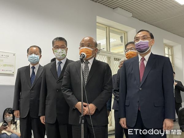 ▲▼唐澤貴洋又再度寄出恐嚇信，嗆殺行政院長蘇貞昌以及日本首相岸田文雄。（圖／記者邱中岳翻攝）