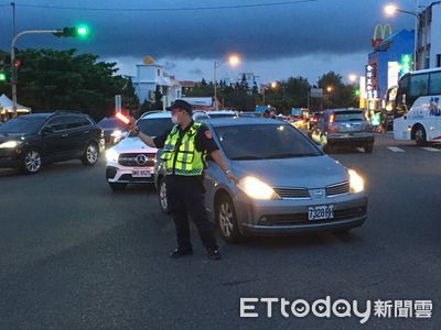 國旅補助上路　恆春警預估南下最大車流時間點曝