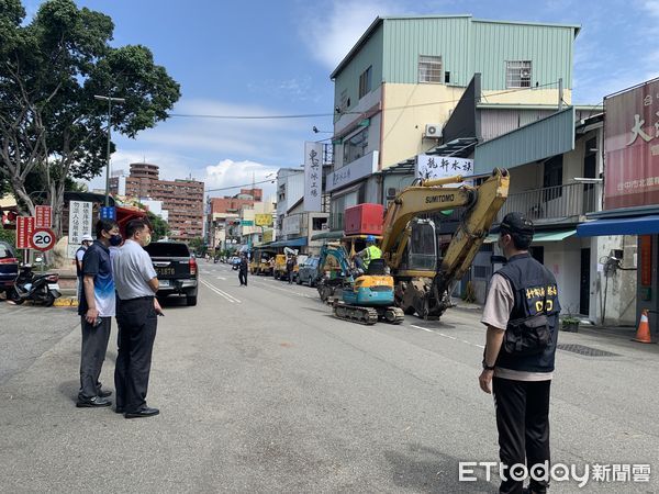 ▲▼南投槍手李鴻淵行凶後當時睡在養生會館302包廂，該會館5度換人改名，警方嚴格查緝色情，日前還強制拆除私娼寮。（圖／民眾提供，下同）     