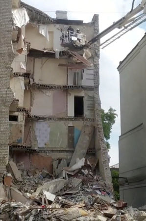 ▲▼ 烏克蘭哈爾科夫地區城鎮楚威夫（Chuhuiv）遭受襲擊。（圖／路透）