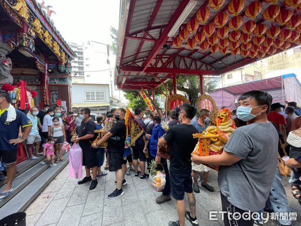 ▲台南市民政局將邀集消防局、環保局、警察局、中西區公所及西羅殿管理委員會等單位，在西羅殿召開進香團參香相關事項協調會」持續推動廟會優質化政策。（圖／記者林悅翻攝，下同）