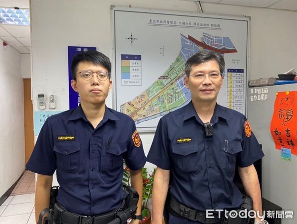 ▲內湖警分局潭美所警員林建廷(左)、吳俊德(右)積極行動逮捕涉案通緝犯。（圖／記者張君豪翻攝）