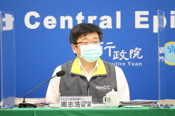 ▲▼7/19中央流行疫情指揮中心記者會。發言人莊人祥、疫情監測組組長周志浩、醫療應變組羅一鈞。（圖／指揮中心提供）