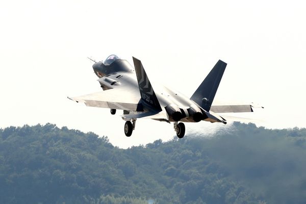 ▲▼南韓自主研發KF-21戰機試飛成功。（圖／翻攝Facebook／自南韓國防採辦計劃署）
