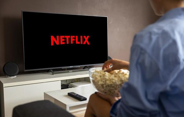 ▲▼用Netflix追劇是現今許多家庭的生活樂趣。（圖／載自pixabay）