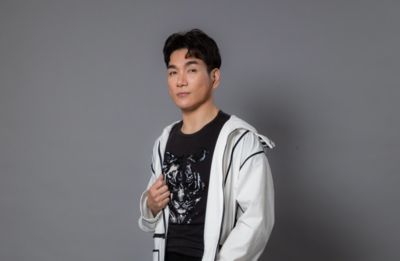 8點檔男星轉戰除毛師　挨酸「淪落到幫人除毛」回應了！