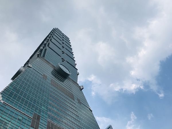 [討論] 101全台最高86樓吃到飽餐廳「饗」
