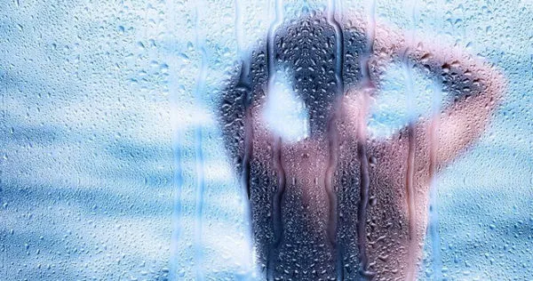 大陸有準新娘在婚禮前一天，親眼目睹準婆婆幫自己的另一半搓澡，如此媽寶的互動極致，讓這名新娘立刻宣布不結婚了。（圖／示意圖，翻攝自pixabay）