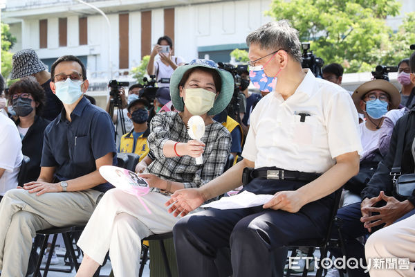 ▲台北市長柯文哲、副市長黃珊珊出席線形公園巡禮。（圖／記者林敬旻攝）