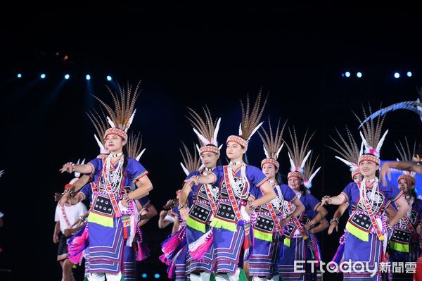 ▲▼花東各族原住民帶來極具部落特色的原民歌舞。（圖／花蓮縣政府提供，下同）