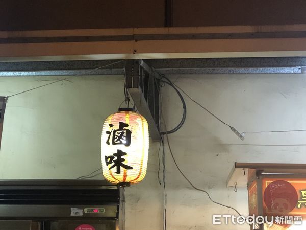 ▲▼台中滷味攤老闆「遭3槍爆頭」　警鎖定深色BMW、2嫌追緝中。（圖／記者許權毅攝）