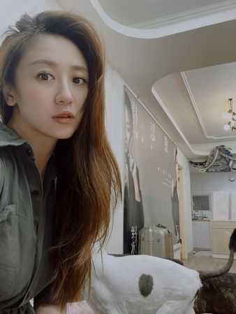 ▲▼蔡允潔懷孕3月驚確診。（圖／翻攝自臉書／蔡允潔懷孕確診）