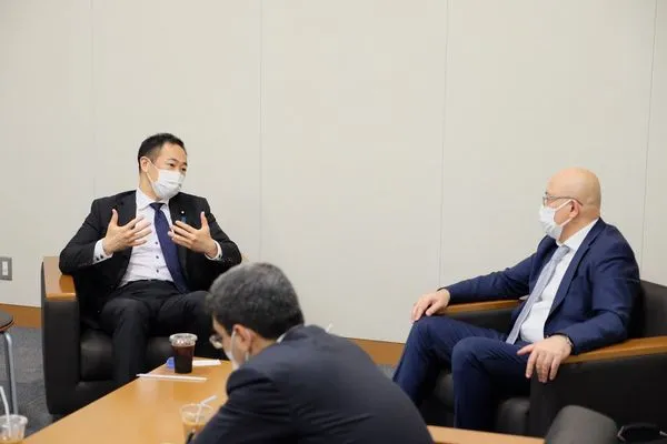 ▲▼鈴木馨祐今抵台訪問。（圖／鈴木馨祐推特）