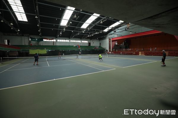 ▲基隆市民體育活動中心修繕開工 打造青少年網球培訓基地。（圖／記者郭世賢翻攝）
