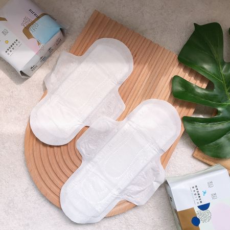 親親JIUJIU全新推出MIT「純淨涼感衛生棉」（圖／小三美日提供）