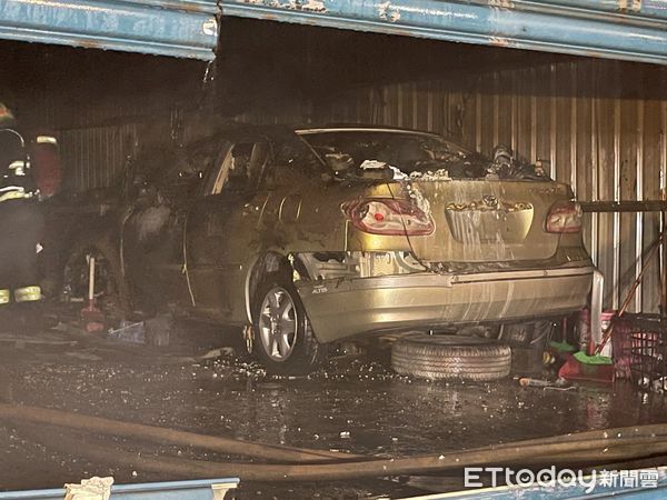 ▲▼樹林鐵皮工廠火警。（圖／記者游宗樺翻攝）