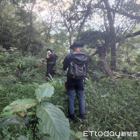 ▲屏東縣政府消防局人員瑪家排雲瀑布救援             。（圖／民眾提供，下同）