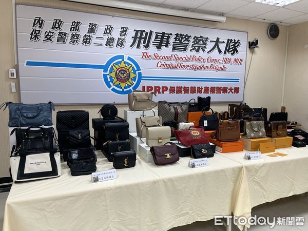 ▲▼警方在陳女新店倉庫查扣大批仿冒精品包，查扣不法犯罪所得216多萬元，陳女在蝦皮購物刊登販賣仿冒品             。（圖／記者陳以昇翻攝）