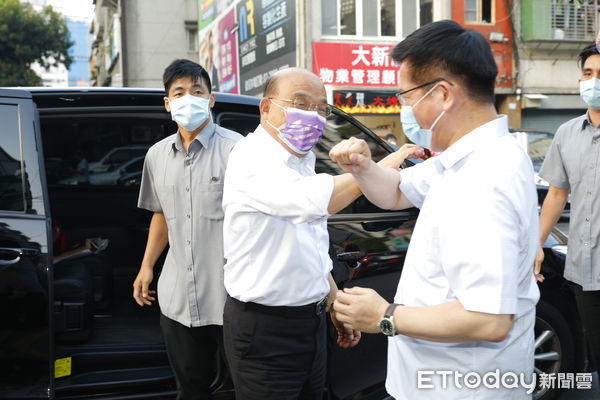 ▲▼民進黨新北市長參選人林佳龍邀約行政院長蘇貞昌及新北市進黨市議員參選人共進油庫口蚵仔麵線晚餐。（圖／記者湯興漢攝）