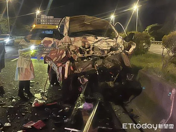 國3苗栗連環車禍。（圖／記者蔡文淵翻攝）