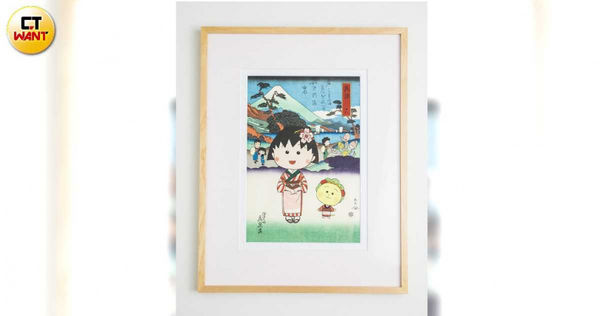 汪東城蒐藏中有一幅「櫻桃小丸子與可吉可吉」的浮世繪，是為慶祝動畫30周年時所推出的限量商品。（圖／莊立人攝）