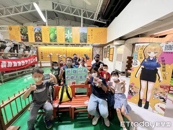 ▲▼    暑期青春專案開跑 民雄警創新虎爺茶葉蛋宣導反詐騙   。（圖／民雄分局提供）