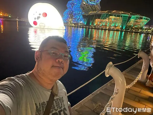 ▲▼網紅四叉貓遺失錢包。（圖／翻攝自劉宇臉書）