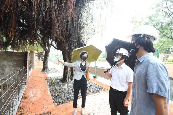 ▲新竹市代理市長陳章賢今（2）日視察工程。（圖／新竹市政府提供）