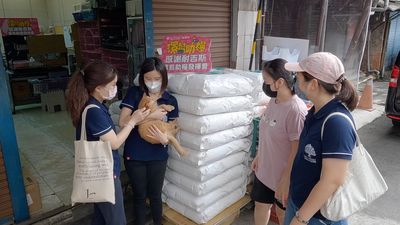 給浪浪一頓溫飽！耐吉斯環島助糧600里　全台4萬隻毛孩受惠