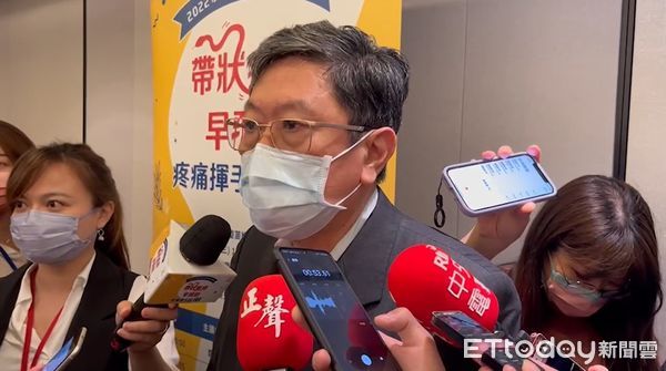 ▲▼台灣疫苗推動協會活動，台大醫師、衛福部傳染病防治諮詢會預防接種組（ACIP）召集人李秉穎受訪。（圖／記者嚴云岑攝）