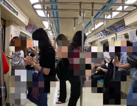 ▲▼羅友志觀察捷運民眾反應。（圖／翻攝臉書）