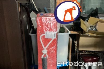 男友傳回靈異照片 她見後方2顆頭「懸空緊盯」笑了:真的好毛