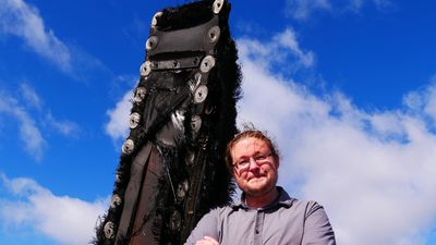 澳洲牧場驚見3公尺「焦黑太空垃圾」　調查後太空總署證實：馬斯克的